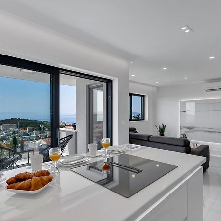 Luxury Seaview Apartment Dzenan Макарска Екстериор снимка